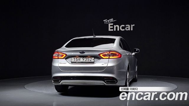 Ford Fusion 2.0 Ecobost 2nd 2015 — фото 4