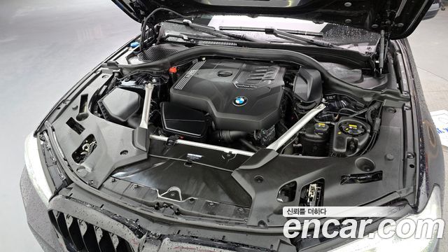 BMW 5 Series (G30) 520i M Sport 2023 — фото 6