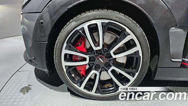 MINI Cooper S Clubman JCW T51 Edition 2020 — фото 5