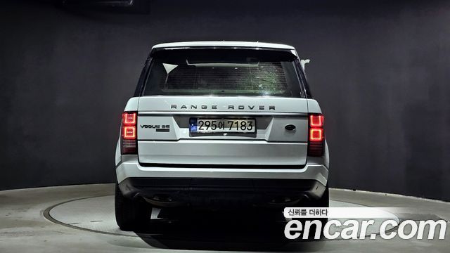 Land Rover Range Rover (IV) 5.0 SC Vogue SE 2014 — фото 4