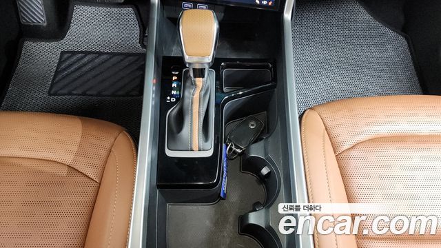 KG Mobility (SsangYong) Torres Gasoline 1.5 2WD T7 2024 — фото 9