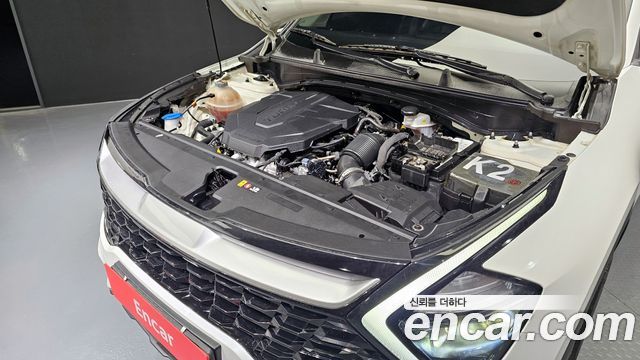 Kia Sportage (V) Diesel 2.0 2WD Prestige 2023 — фото 6