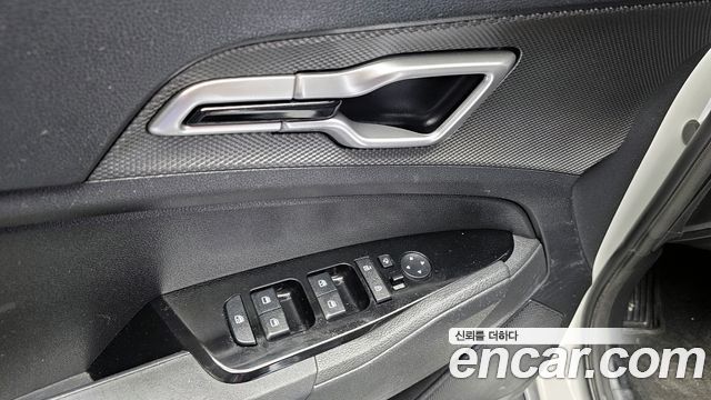 Kia Sportage (V) Diesel 2.0 2WD Prestige 2023 — фото 14