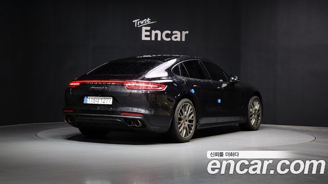 Porsche Panamera (971) 3.0 AWD 2018 — фото 2