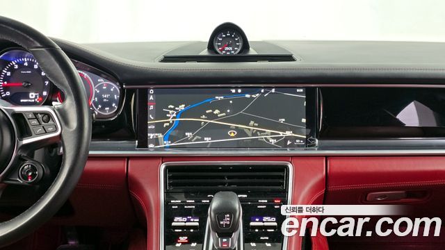 Porsche Panamera (971) 3.0 AWD 2018 — фото 14