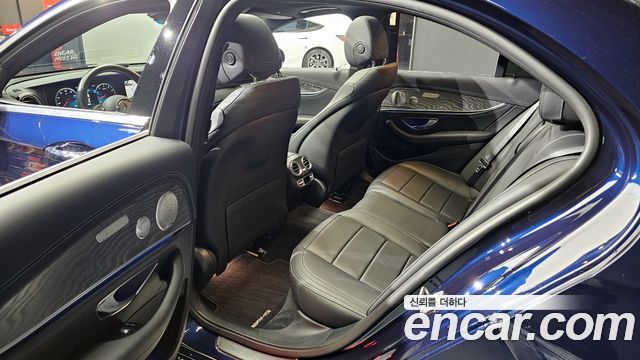 Mercedes-Benz E-Class (W213) E350 4MATIC AMG Line Edition 2021 — фото 11