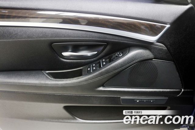 BMW 5 Series (F10) 528i M Aero Dynamic 2016 — фото 18