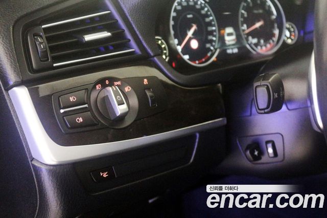 BMW 5 Series (F10) 528i M Aero Dynamic 2016 — фото 19