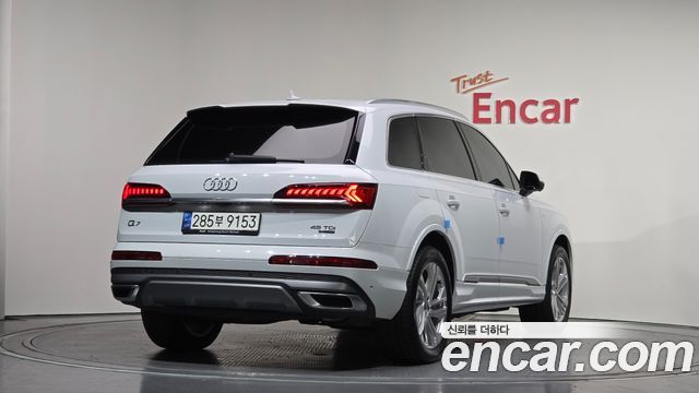Audi Q7 (4M) 45 TDI Quattro Premium 2022 — фото 2