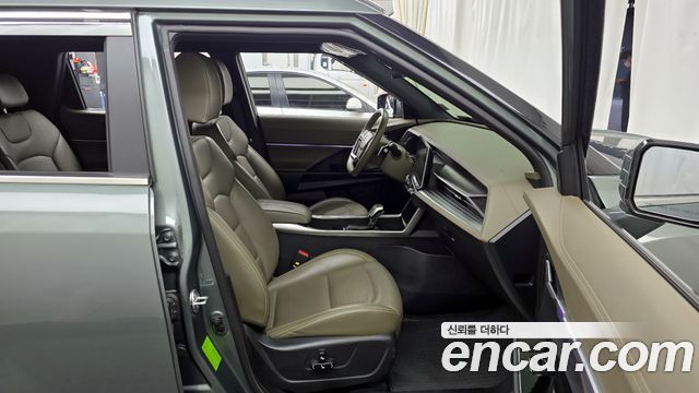 KG Mobility (SsangYong) Torres Gasoline 1.5 4WD T7 2023 — фото 11