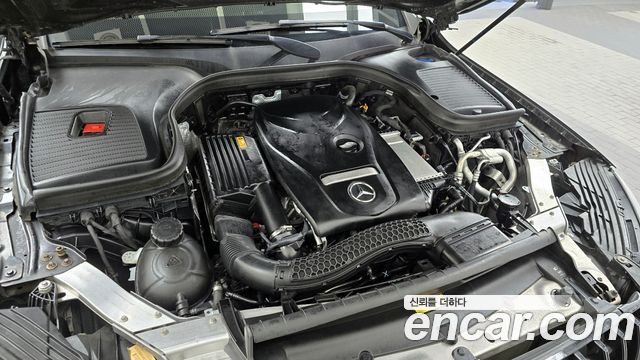 Mercedes-Benz GLC-Class (X253) GLC300 4MATIC AMG Line 2019 — фото 6