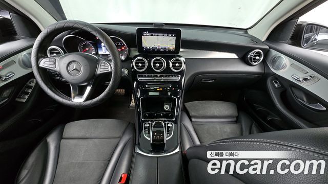 Mercedes-Benz GLC-Class (X253) GLC300 4MATIC AMG Line 2019 — фото 7