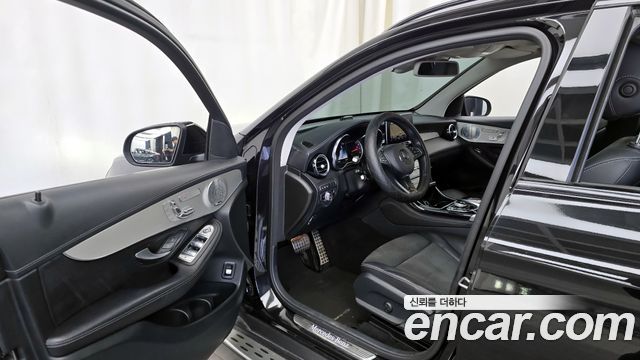Mercedes-Benz GLC-Class (X253) GLC300 4MATIC AMG Line 2019 — фото 10