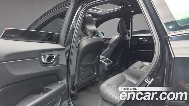 Volvo XC60 (II) B6 R-Design 2022 — фото 21