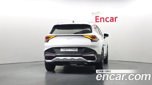 Kia Sportage (V) Diesel 2.0 2WD Prestige 2023 — фото 4