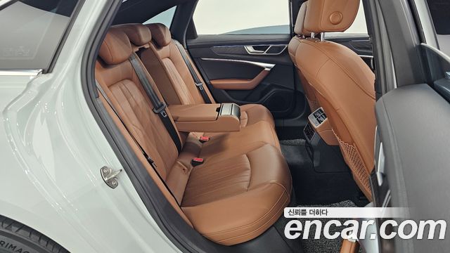 Audi A6 (C8) 45 TFSI Quattro Premium 2021 — фото 12