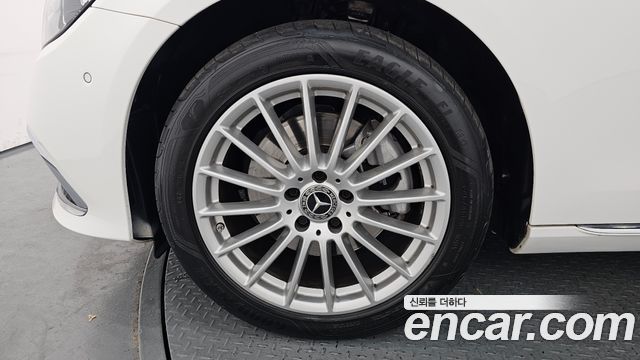Mercedes-Benz E-Class (W213) E250 Exclusive 2023 — фото 5
