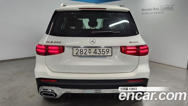 Mercedes-Benz GLB-Class (X247) GLB250 4MATIC 2025 — фото 4