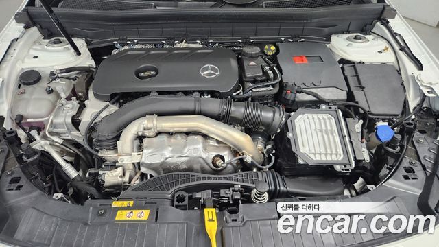 Mercedes-Benz GLB-Class (X247) GLB250 4MATIC 2025 — фото 6