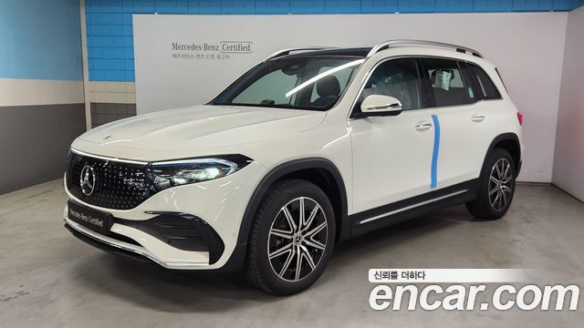 Mercedes-Benz EQB (X243) EQB300 4MATIC AMG Line 2026 — фото 1