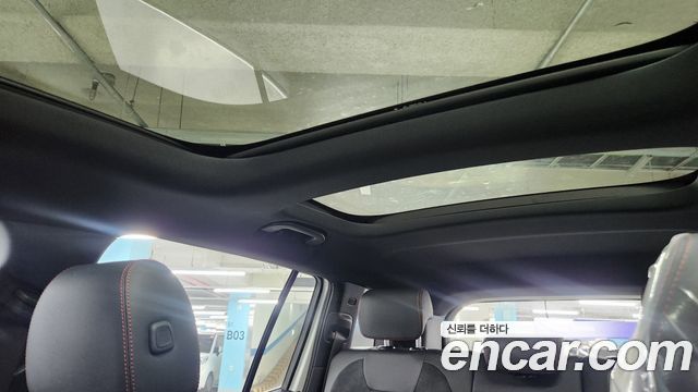 Mercedes-Benz EQB (X243) EQB300 4MATIC AMG Line 2026 — фото 6