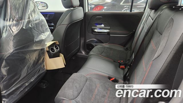 Mercedes-Benz EQB (X243) EQB300 4MATIC AMG Line 2026 — фото 7