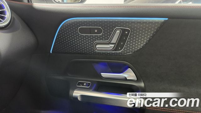 Mercedes-Benz EQB (X243) EQB300 4MATIC AMG Line 2026 — фото 21