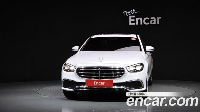 Mercedes-Benz E-Class (W213) E220d 4MATIC Exclusive 2022 — фото 3