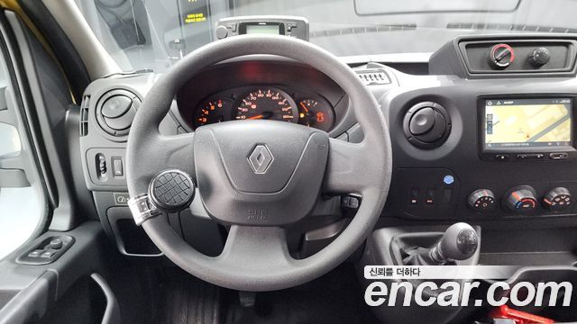 Renault Korea Master School Bus 13-Seater 2020 — фото 13