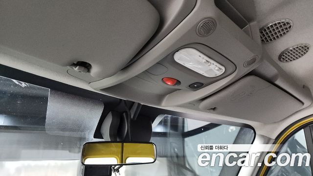 Renault Korea Master School Bus 13-Seater 2020 — фото 18