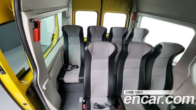Renault Korea Master School Bus 13-Seater 2020 — фото 19