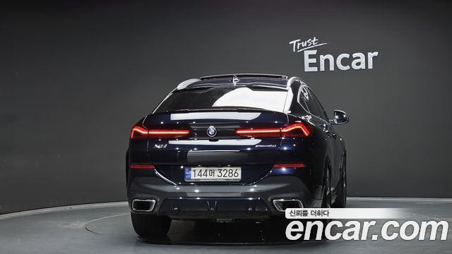 BMW X6 (G06) xDrive40i M Sport 2023 — фото 4