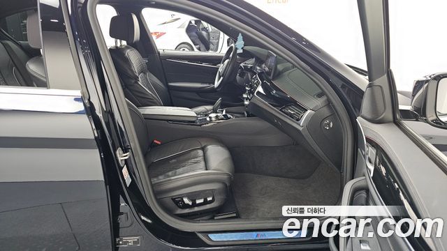 BMW 5 Series (G30) 523d M Sport 2021 — фото 11