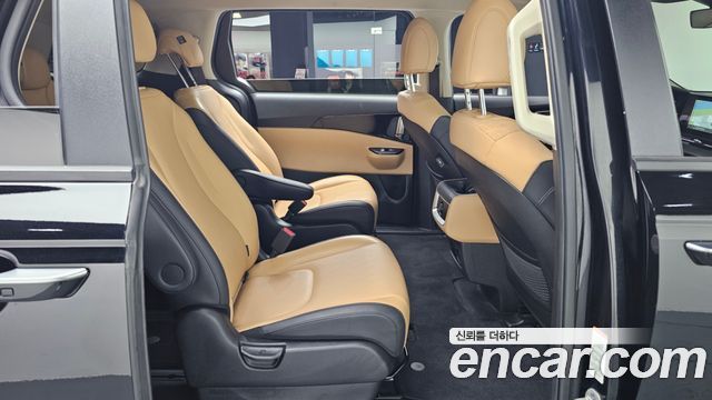 Kia Carnival (IV) Diesel 9-Seater Prestige 2023 — фото 12