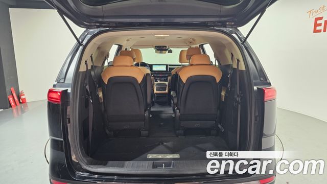 Kia Carnival (IV) Diesel 9-Seater Prestige 2023 — фото 20