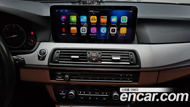 BMW 5 Series (F10) M550d xDrive 2014 — фото 14