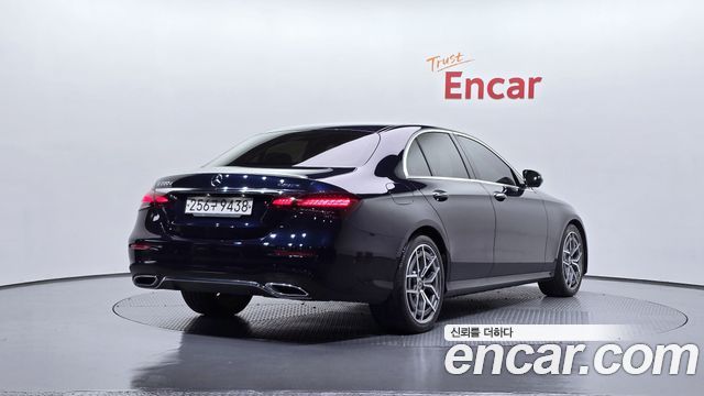 Mercedes-Benz E-Class (W213) E220d 4MATIC AMG Line 2021 — фото 2