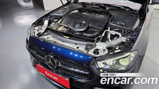 Mercedes-Benz E-Class (W213) E220d 4MATIC AMG Line 2021 — фото 6