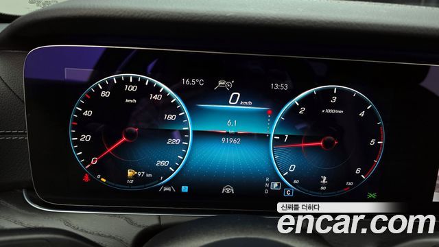 Mercedes-Benz E-Class (W213) E220d 4MATIC AMG Line 2021 — фото 8