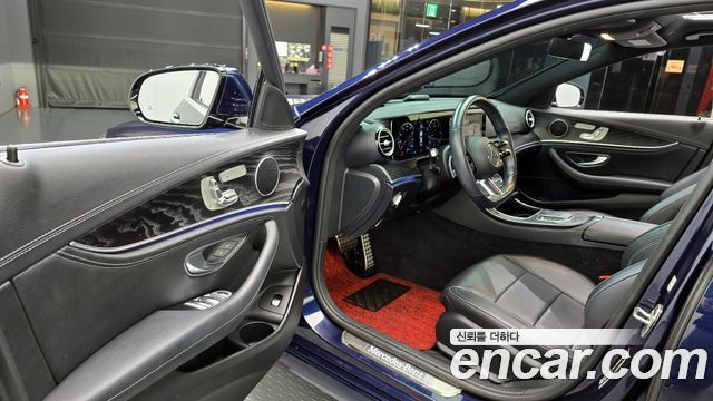 Mercedes-Benz E-Class (W213) E220d 4MATIC AMG Line 2021 — фото 11