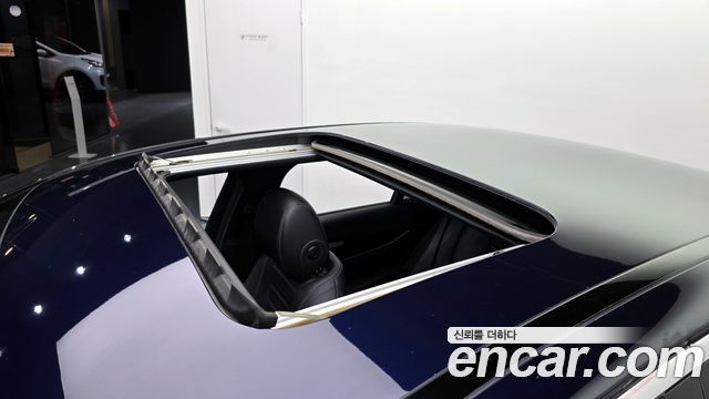 Mercedes-Benz E-Class (W213) E220d 4MATIC AMG Line 2021 — фото 17