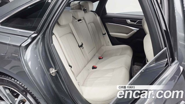 Audi A6 (C8) 40 TDI Premium 2022 — фото 16