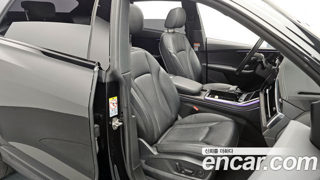Audi Q8 (4M) 45 TDI Quattro Premium 2023 — фото 16
