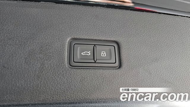 Audi Q8 (4M) 45 TDI Quattro Premium 2023 — фото 22