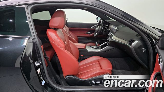 BMW 4 Series (G22) 420i M Sport Coupe 2021 — фото 11