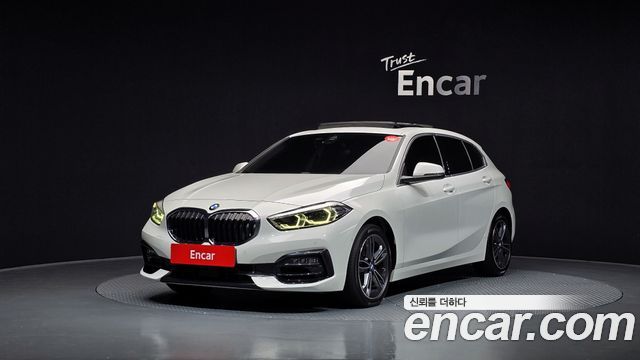 BMW 1 Series (F40) 120i Sports
