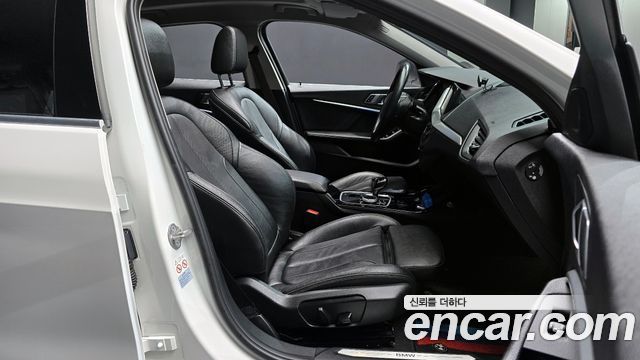 BMW 1 Series (F40) 120i Sports 2022 — фото 10