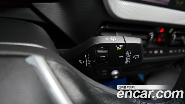 BMW 1 Series (F40) 120i Sports 2022 — фото 18