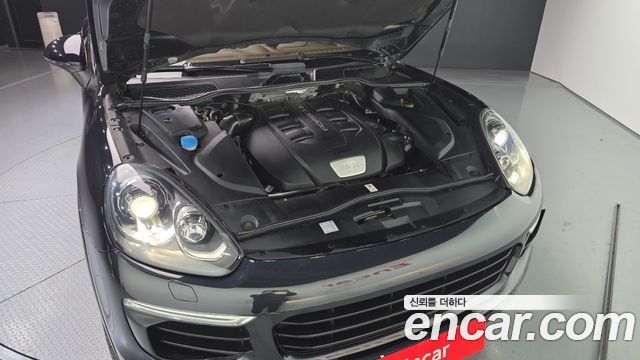 Porsche Cayenne 3.0 Diesel Platium Edition 958 2017 — фото 6