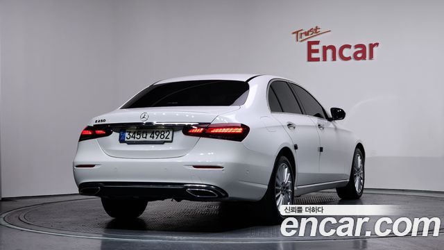 Mercedes-Benz E-Class (W213) E250 Exclusive 2021 — фото 2